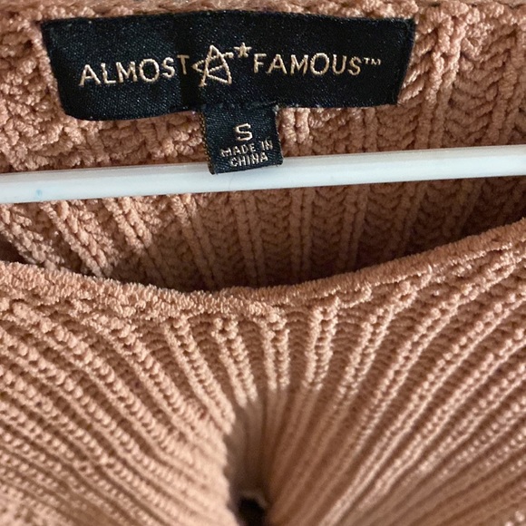 almost famous pink womens sweater size small - Picture 3 of 5